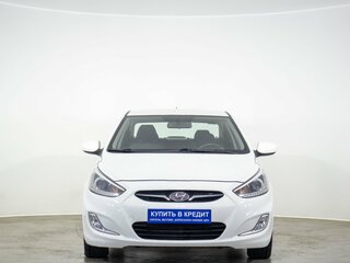 2013 Hyundai Solaris I, белый, 1009000 рублей, вид 2