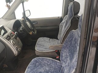 2003 Honda Mobilio I, чёрный, 385000 рублей, вид 4