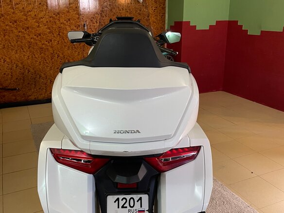 2018 Honda GL 1800 Gold Wing, белый, 2100000 рублей - вид 4