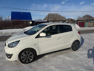 2019 Mitsubishi Mirage VI Рестайлинг, белый, 900000 рублей, вид 4