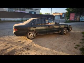 1992 Toyota Camry V30, зелёный, 110000 рублей, вид 2