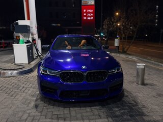 2018 BMW M5 VI (F90), синий, 7250000 рублей, вид 1