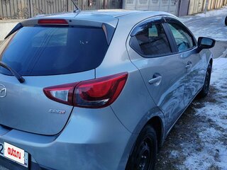 2016 Mazda Demio IV (DJ), серый, 1300000 рублей, вид 3