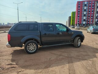 2006 Nissan Navara (Frontier) III (D40), серый, 850000 рублей, вид 2