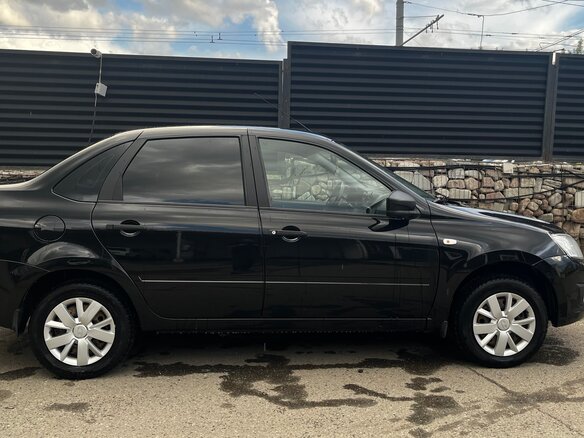 2018 Lada (ВАЗ) Granta I, чёрный, 435000 рублей - вид 3