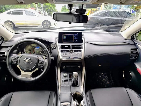 2021 Lexus NX 200 I Рестайлинг, белый - вид 8