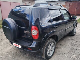 2017 Chevrolet Niva I Рестайлинг, чёрный, 660000 рублей, вид 5