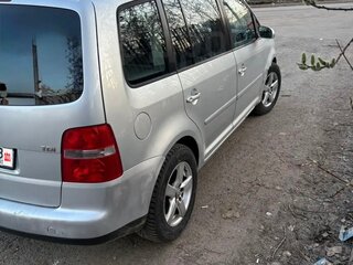 2004 Volkswagen Touran I, серебристый, 450000 рублей, вид 4