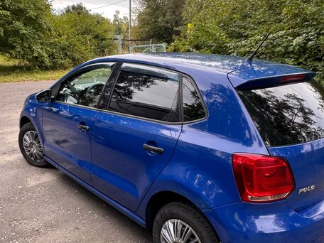 2011 Volkswagen Polo V, синий, 370000 рублей, вид 3