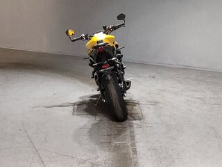 2023 Triumph Street Triple, жёлтый, 1028000 рублей, вид 5