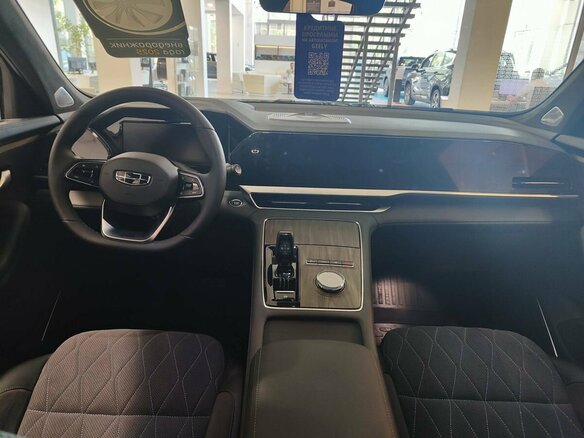2026 Geely Monjaro I Рестайлинг, чёрный - вид 5