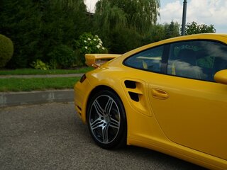 2008 Porsche 911 Turbo VI (997), жёлтый, 12700000 рублей, вид 4