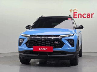 2023 Chevrolet TrailBlazer III, голубой, 1650000 рублей, вид 3