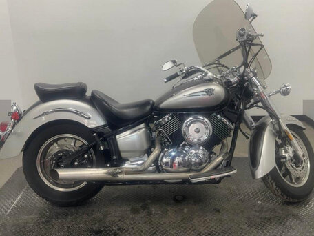 2007 Yamaha XVS1100, серебристый, 550000 рублей, вид 1