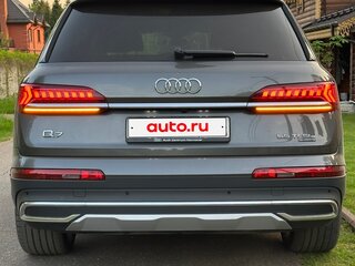 2021 Audi Q7 55 TFSI e II (4M) Рестайлинг, серый, 5800000 рублей, вид 3