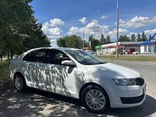 2015 Skoda Rapid I, белый, 950000 рублей, вид 4