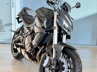 QJMotor SRK 700