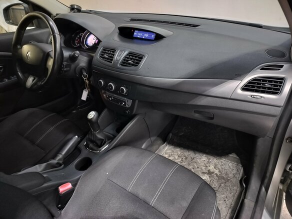 2013 Renault Fluence I Рестайлинг, серый, 520000 рублей - вид 8