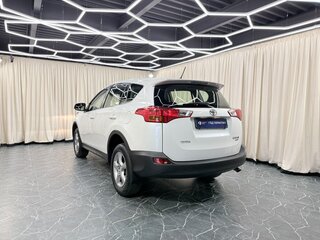 2014 Toyota RAV4 IV (XA40), белый, 2599900 рублей, вид 4