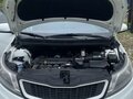 2013 Kia Rio 5-speed III, белый, 620000 рублей - вид 8