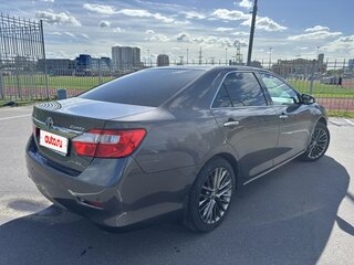 2012 Toyota Camry VII (XV50), серый, 1850000 рублей, вид 4