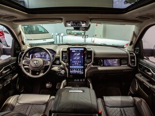 2026 Ram 1500 Crew Cab V Рестайлинг, синий, 10658000 рублей, вид 4