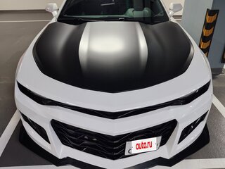 2020 Chevrolet Camaro VI Рестайлинг, белый, 2750000 рублей, вид 2