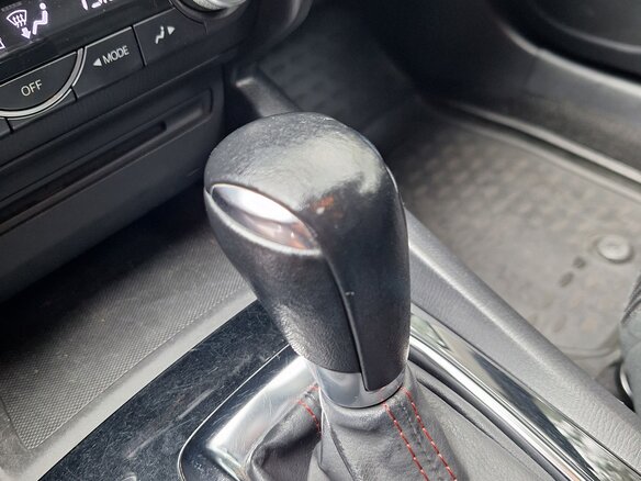 2014 Mazda 3 III (BM), синий, 1350000 рублей - вид 13