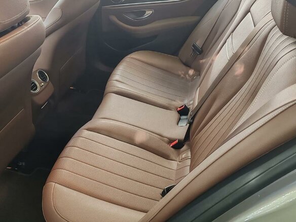 2021 Mercedes-Benz E-Класс 300 de V (W213, S213, C238) Рестайлинг, серебристый, 5200000 рублей - вид 12