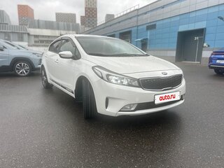 2019 Kia Cerato III Рестайлинг (Classic), белый, 1600000 рублей, вид 1