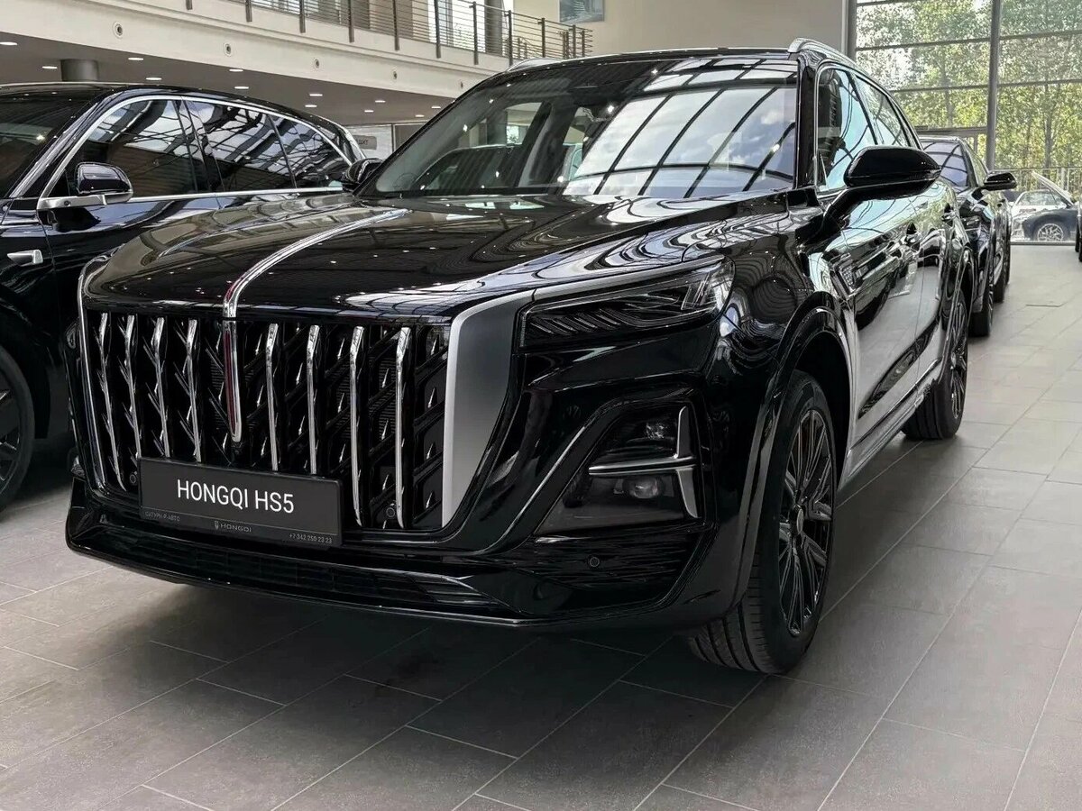 Открыть фотографии: Hongqi HS5 I Рестайлинг