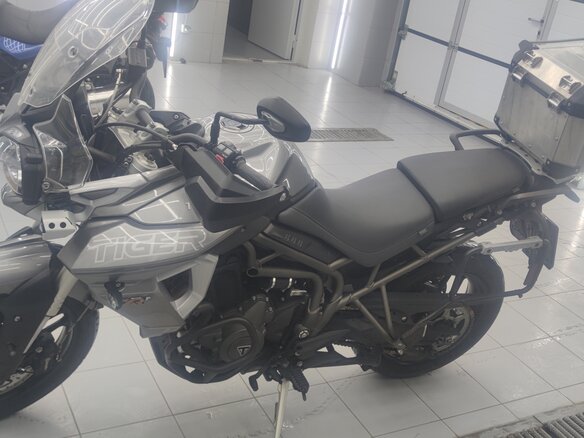2019 Triumph Tiger 800, серый, 1050000 рублей - вид 3