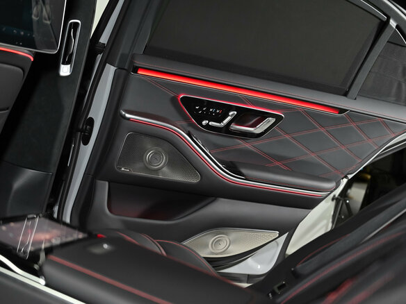 2024 Mercedes-Benz S-Класс AMG 63 e AMG Long IV (W223), серый, 30300000 рублей - вид 19