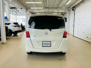 2010 Honda Freed I, белый, 999000 рублей, вид 5