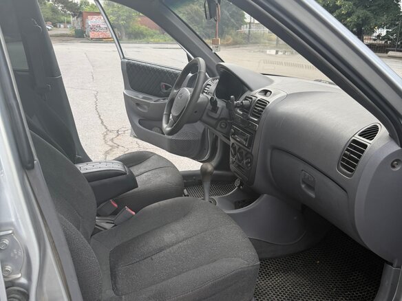 2007 Hyundai Accent ТагАЗ II, серебристый, 370000 рублей - вид 9