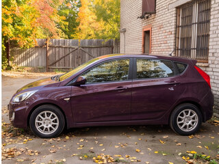 2012 Hyundai Solaris I, фиолетовый, 745000 рублей, вид 3