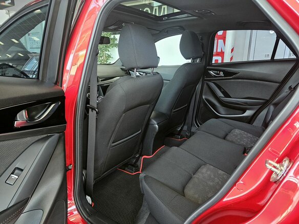 2022 Mazda CX-4 I Рестайлинг, красный - вид 16