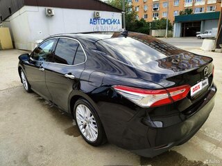 2019 Toyota Camry VIII (XV70), чёрный, 2700000 рублей, вид 4