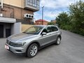 2017 Volkswagen Tiguan II, серебристый, 1800000 рублей