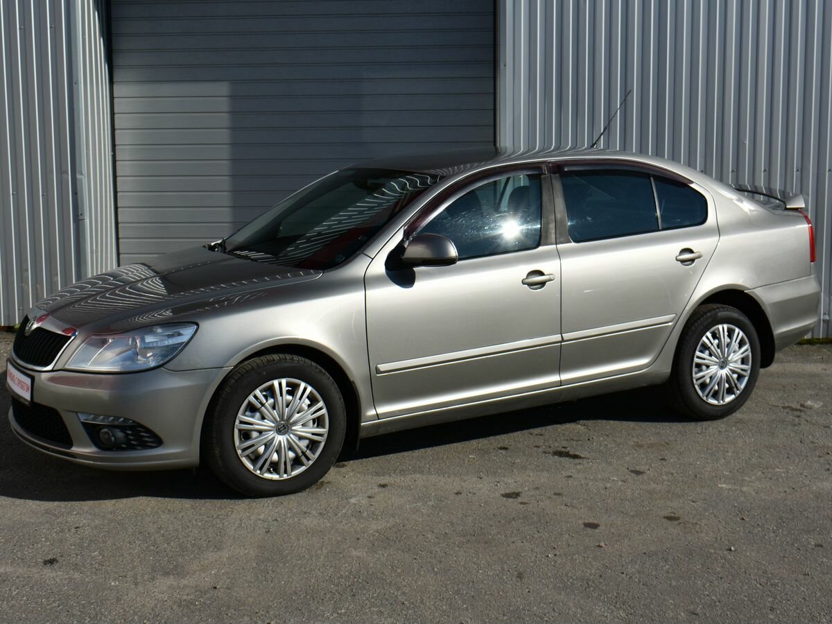 Открыть фотографии: Skoda Octavia II (A5) Рестайлинг