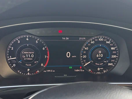 2018 Volkswagen Tiguan II, серебристый, 2950000 рублей, вид 5