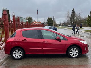 2010 Peugeot 308 I, красный, 299000 рублей, вид 4