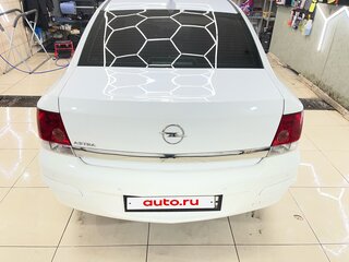 2013 Opel Astra H Рестайлинг, белый, 555000 рублей, вид 2