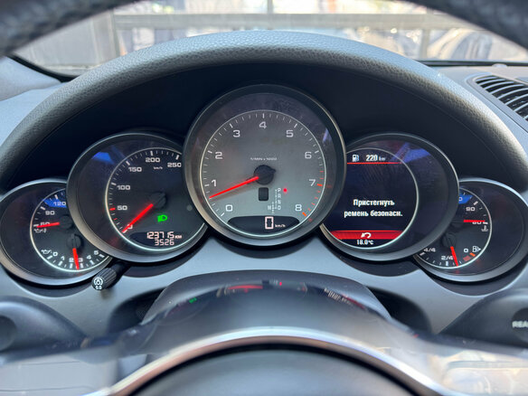 2015 Porsche Cayenne S II Рестайлинг (958), чёрный, 3790000 рублей - вид 14