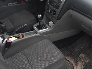 2011 Ford Focus II Рестайлинг, белый, 750000 рублей, вид 4