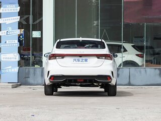 2026 Kia K3 II (China Market) Рестайлинг, белый, 1950000 рублей, вид 5