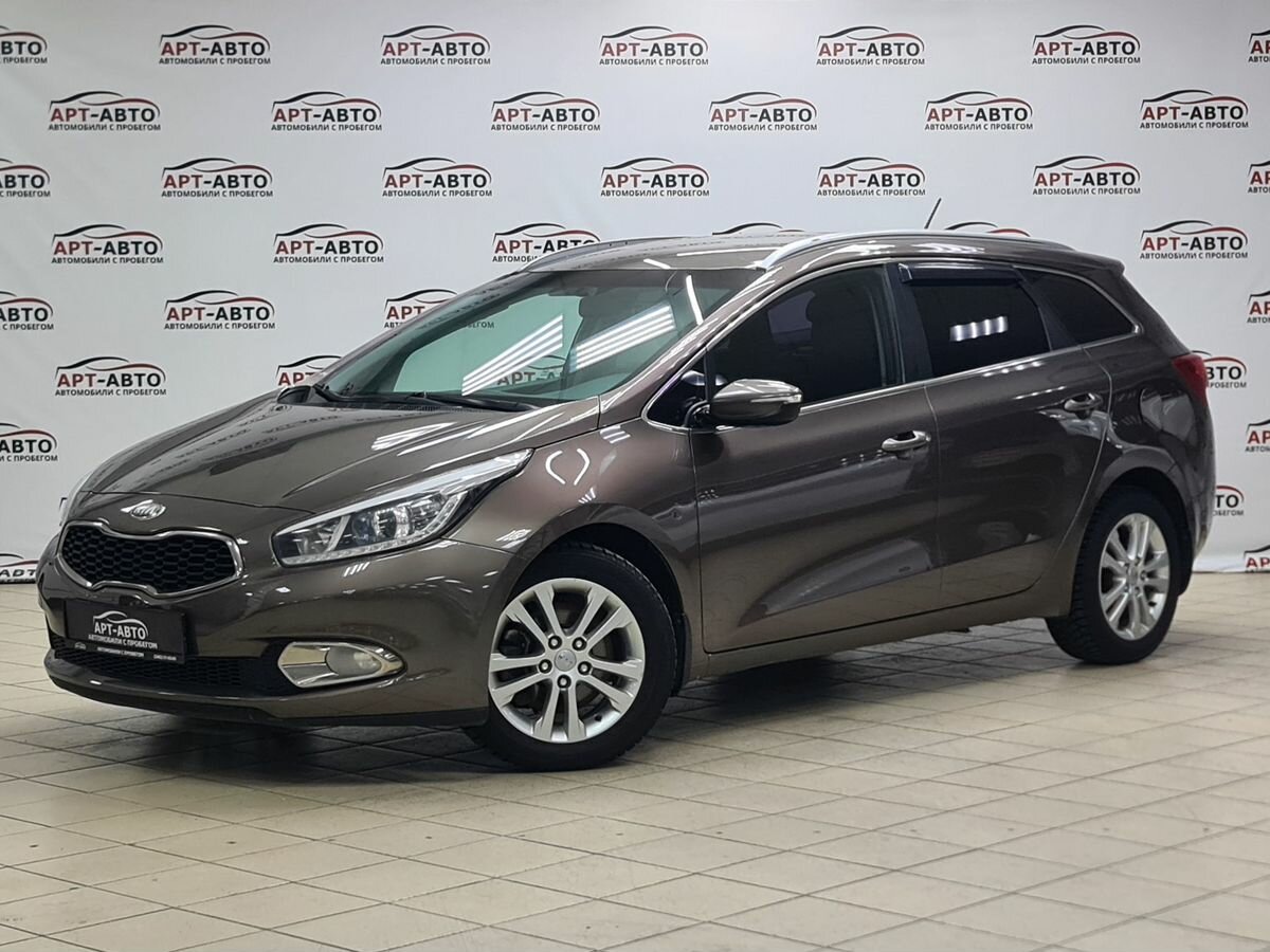 Открыть фотографии: Kia Ceed II