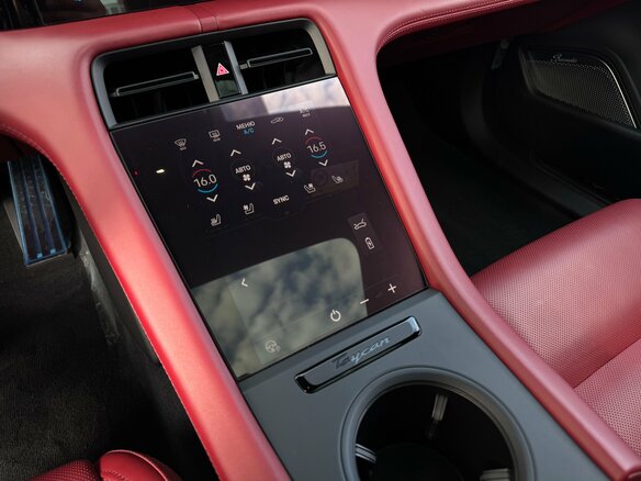 2021 Porsche Taycan Turbo I, белый, 12990000 рублей - вид 22