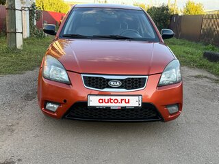 2009 Kia Rio II, оранжевый, 550000 рублей, вид 2
