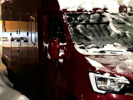 2021 Renault Master, красный, 9500000 рублей, вид 4